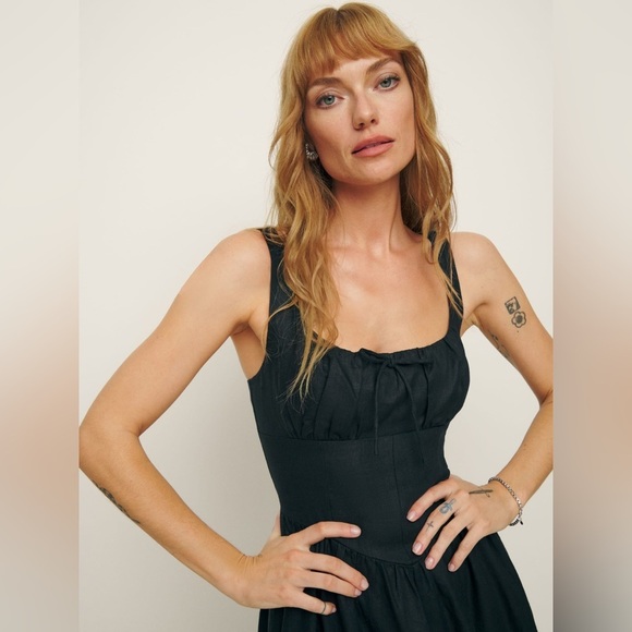 NWT Reformation Balia Linen Midi Dress in Black | size 4 - Picture 4 of 13